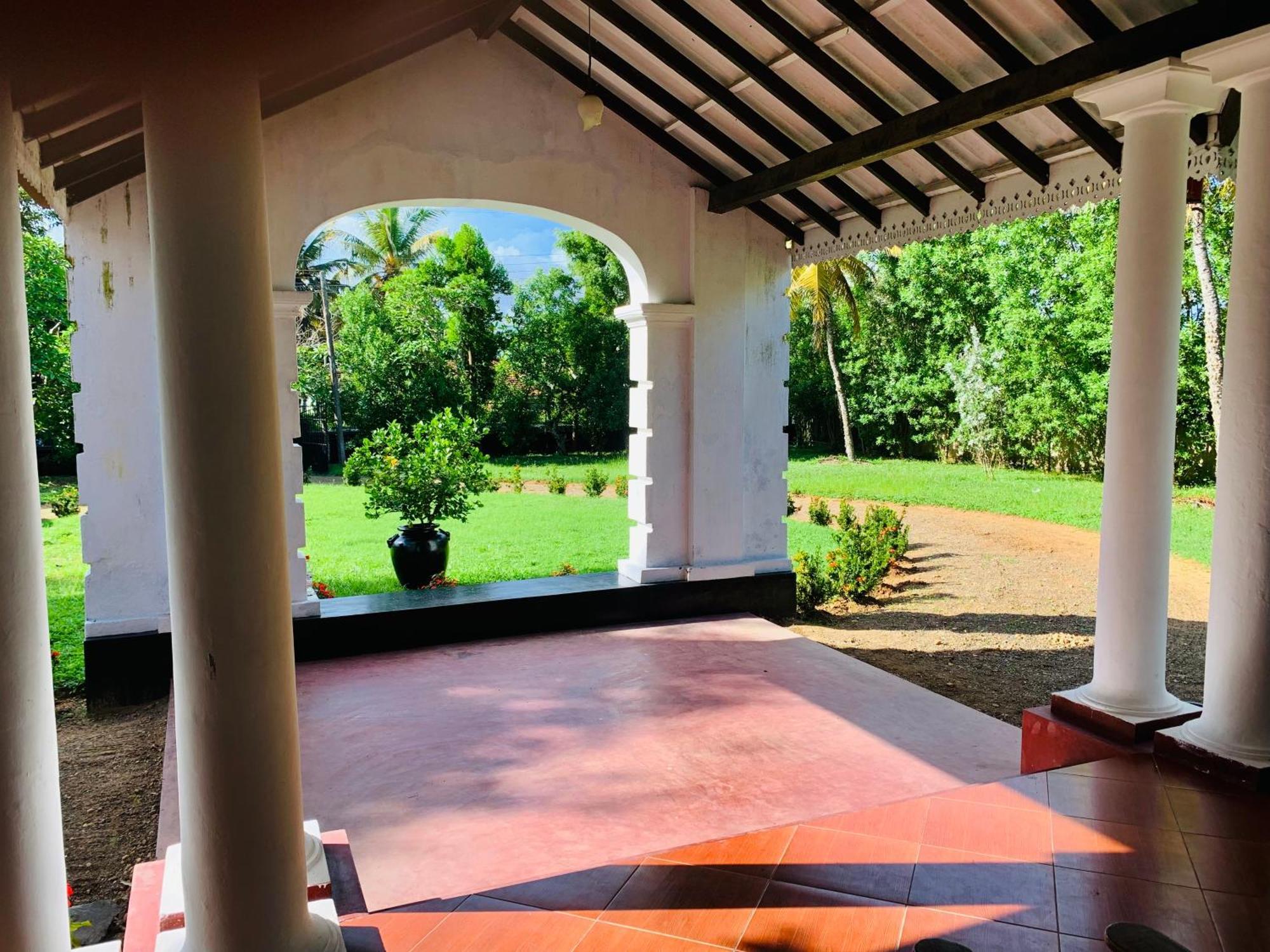 Stuart House Tangalle Exterior photo